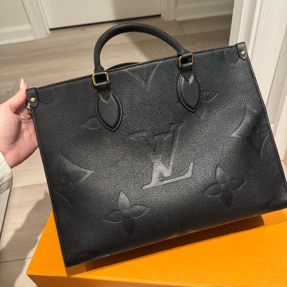 Louis Vuitton Onthego MM Monogram Empreinte Leather - Picture 1 of 16